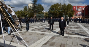 HaberinBakan Avcı, Eskişehirde 29 Ekim Cumhuriyet Bayramı Etkinliklerine Katıldı Açıklamalı Görseli