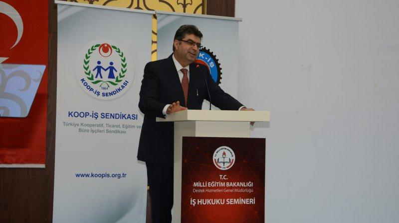 Bakan Yardımcısı Erdem, Antalya’da İş Hukuku Semineri’ne katıldı